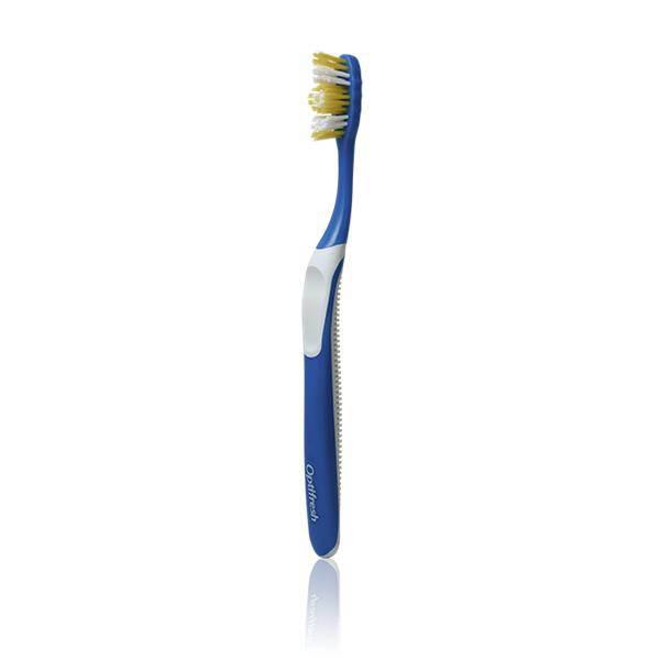 Зубная щетка средней жесткости «Оптифреш» (синяя)
